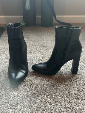 Classic Black Pointed-Toe High-Heel Ankle Booties
